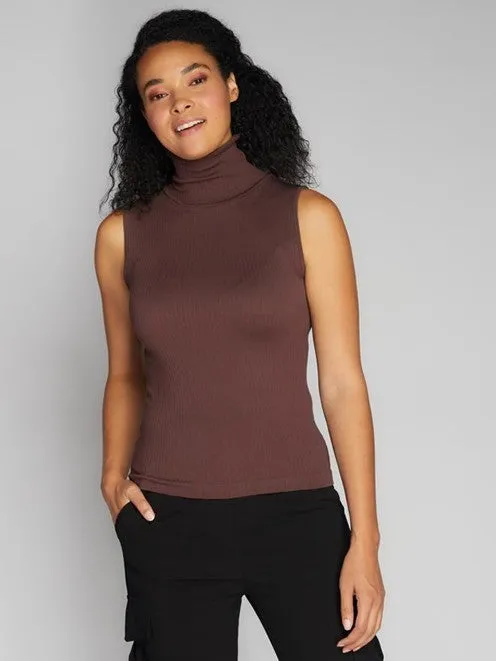 C'EST MOI Seamless Rib Sleeveless Turtleneck Top