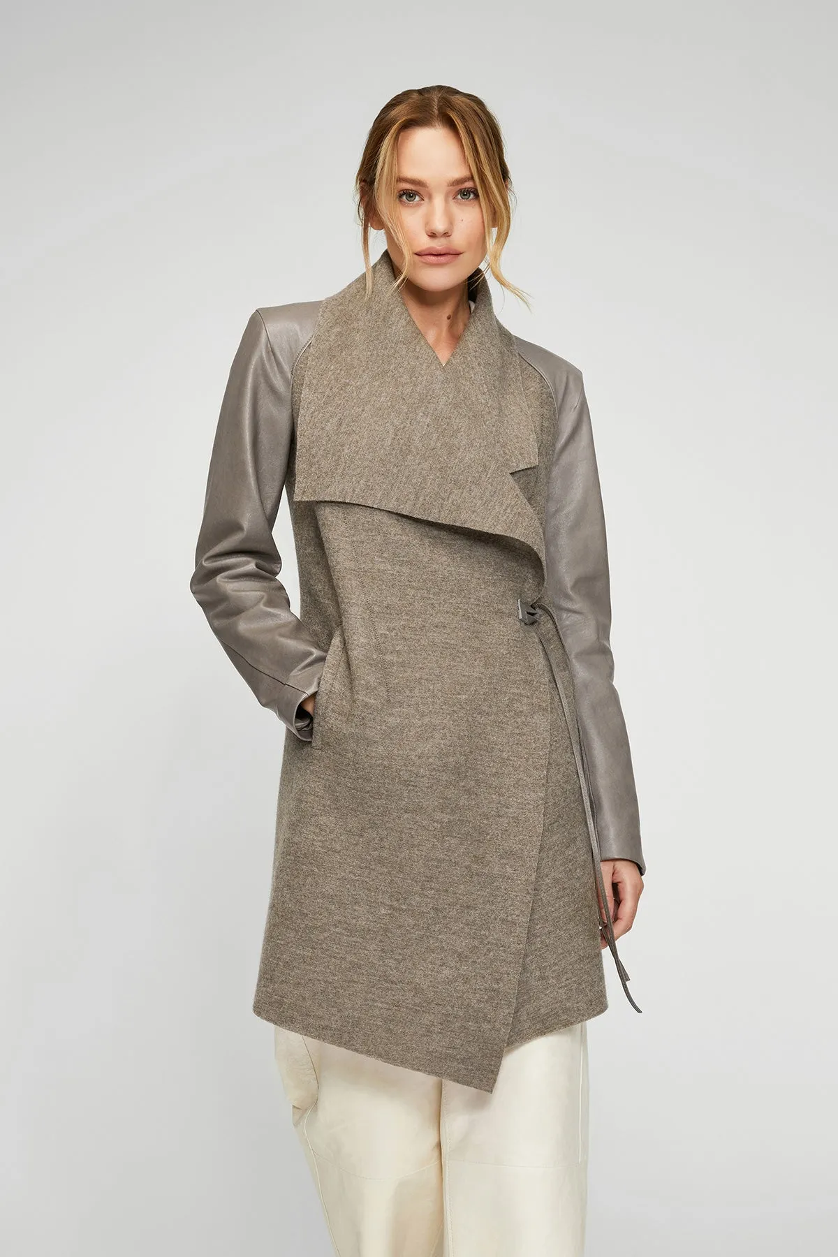 Faith - Nude Wool Coat