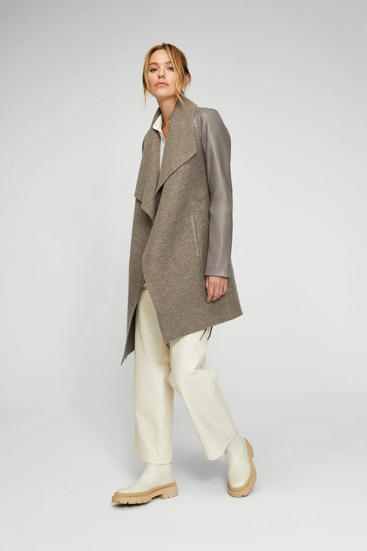 Faith - Nude Wool Coat