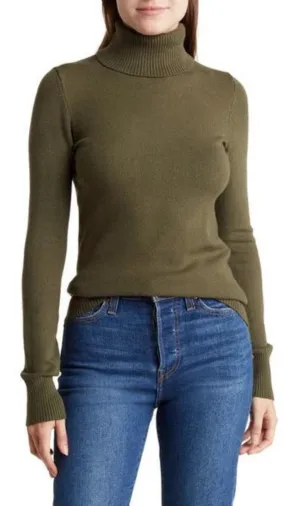 FITTED TURTLENECK SWEATER IN OLIVE NIGHT