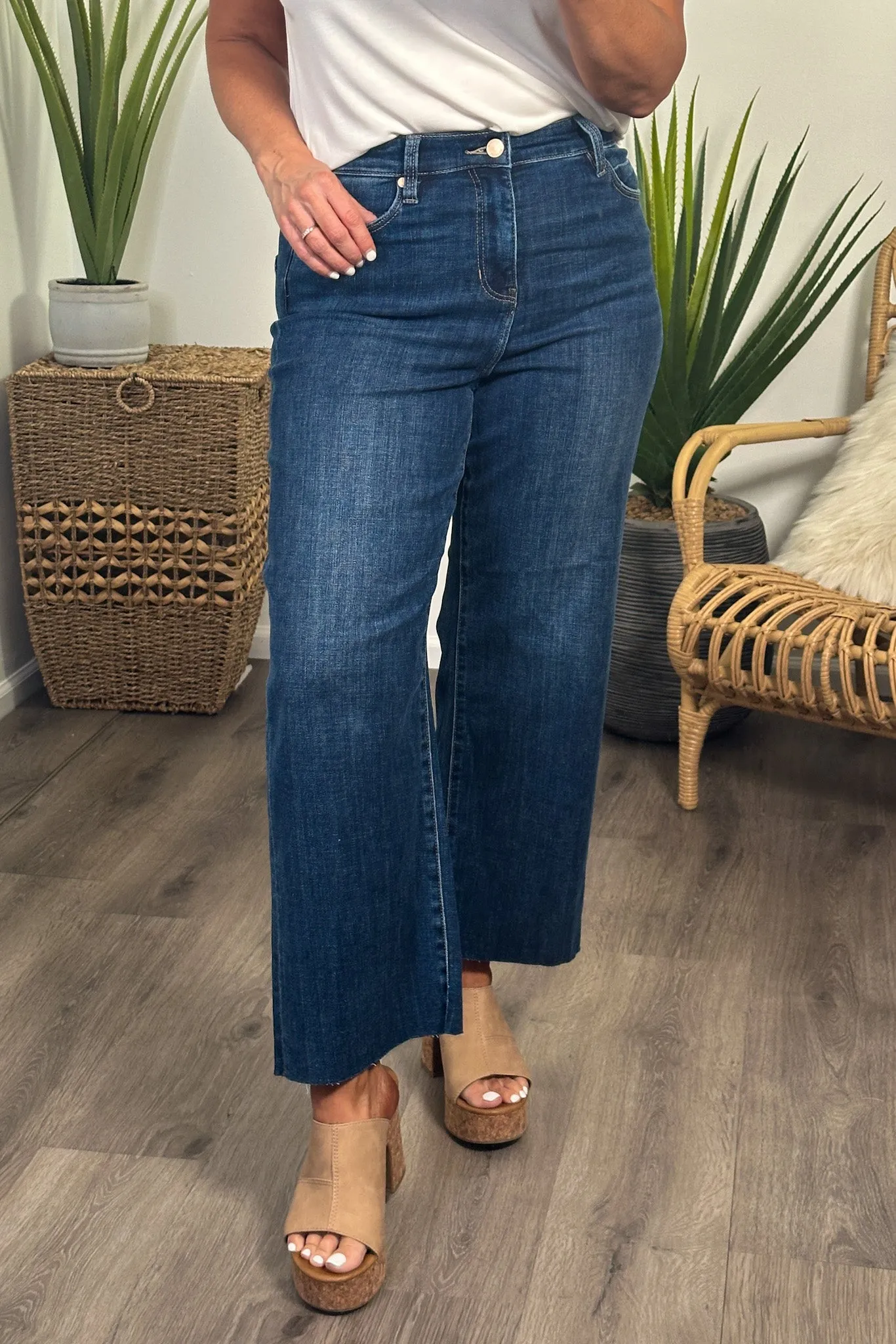 Liverpool Lena Stride Wide Leg Jeans : Bowers