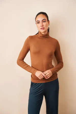 Majestic Soft Touch Long Sleeve Turtleneck in Bison