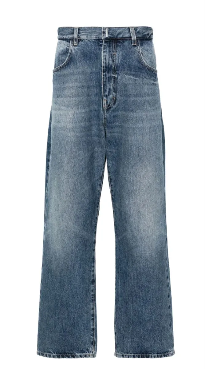 MID-RISE STRAIGHT-LEG JEANS