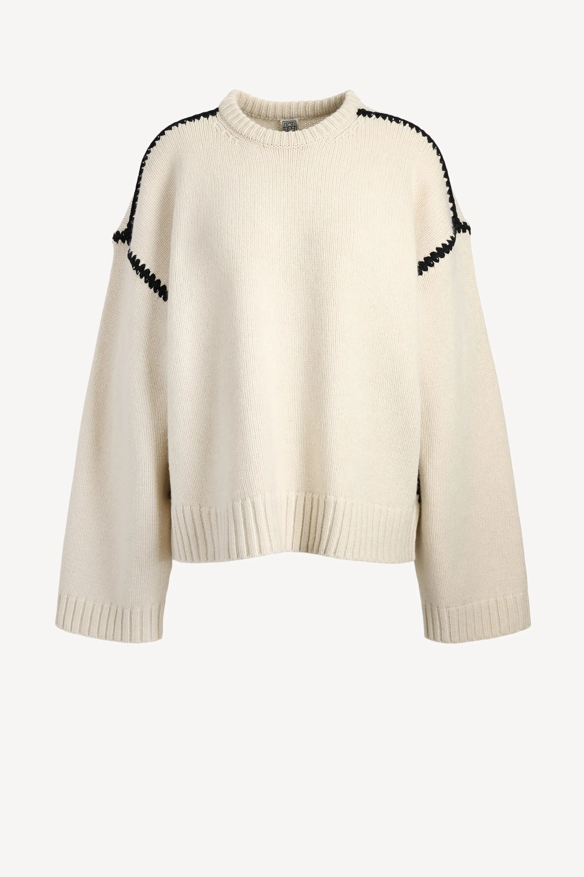 Pullover Embroidered in Snow