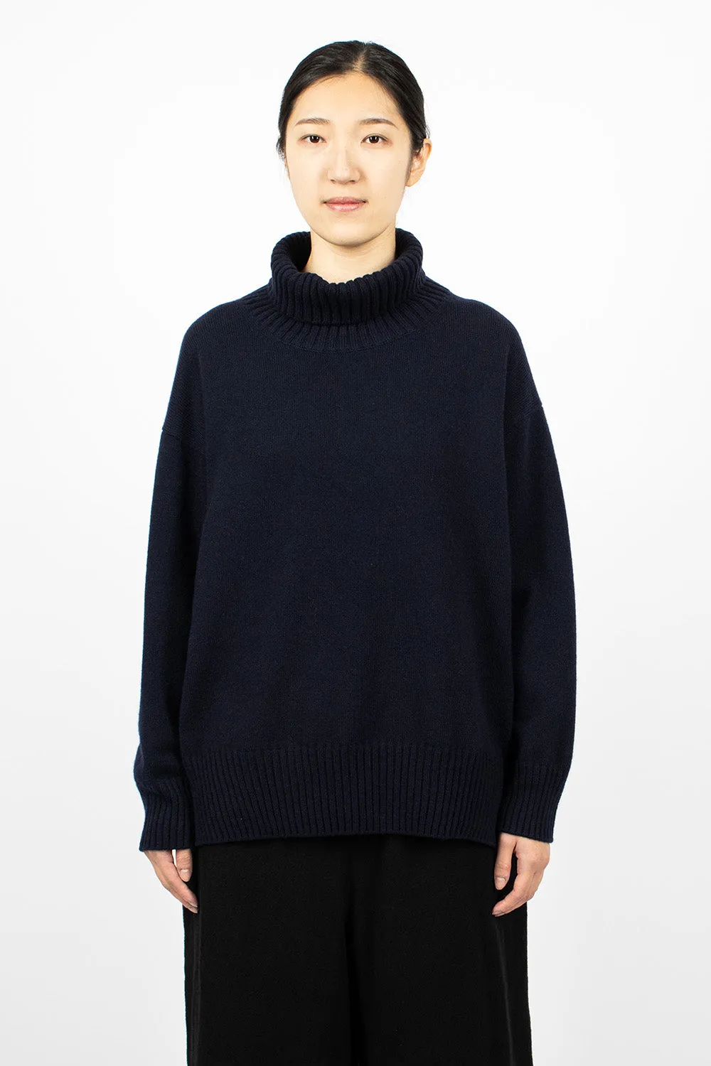 Side Slit Pullover Turtleneck Navy