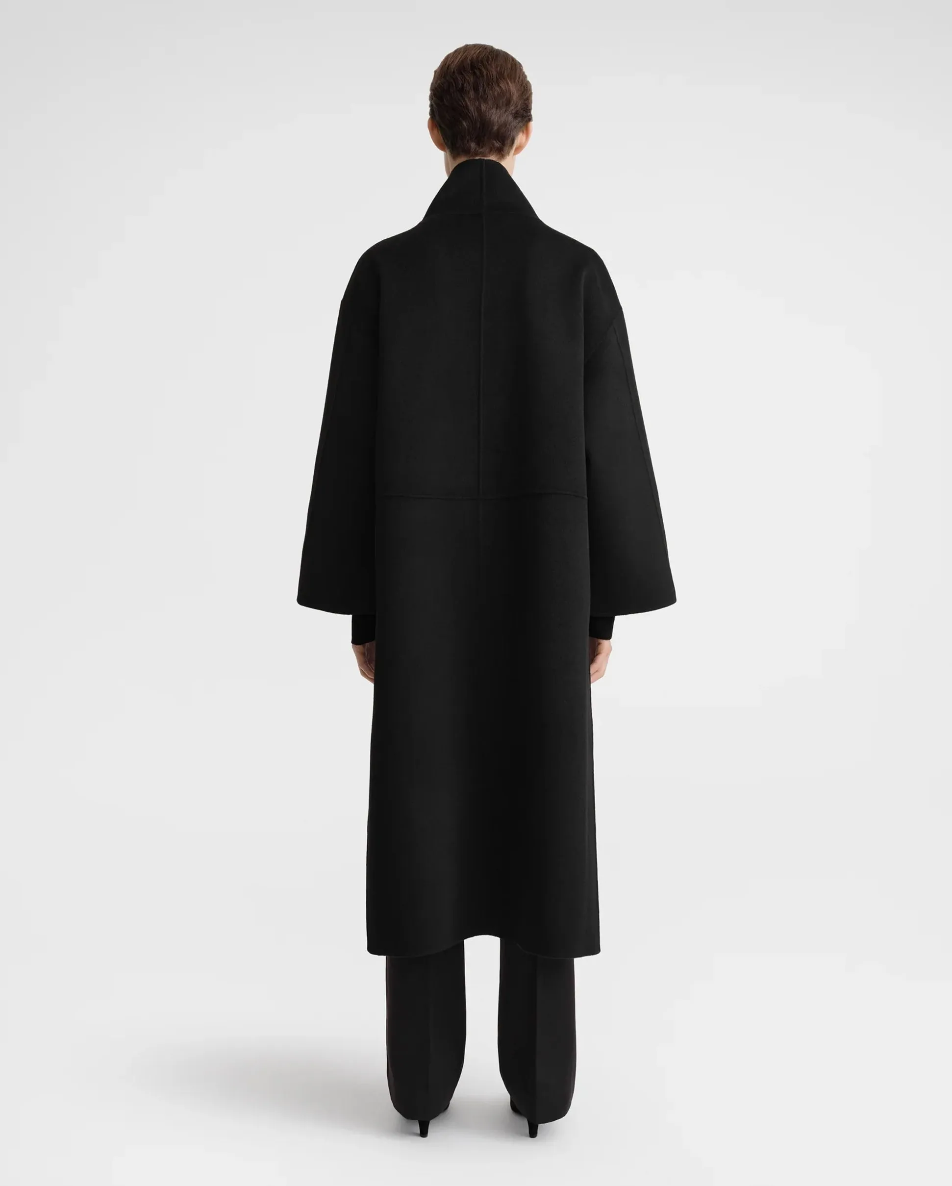 SIGNATURE WOOL CASHMERE COAT / BLACK