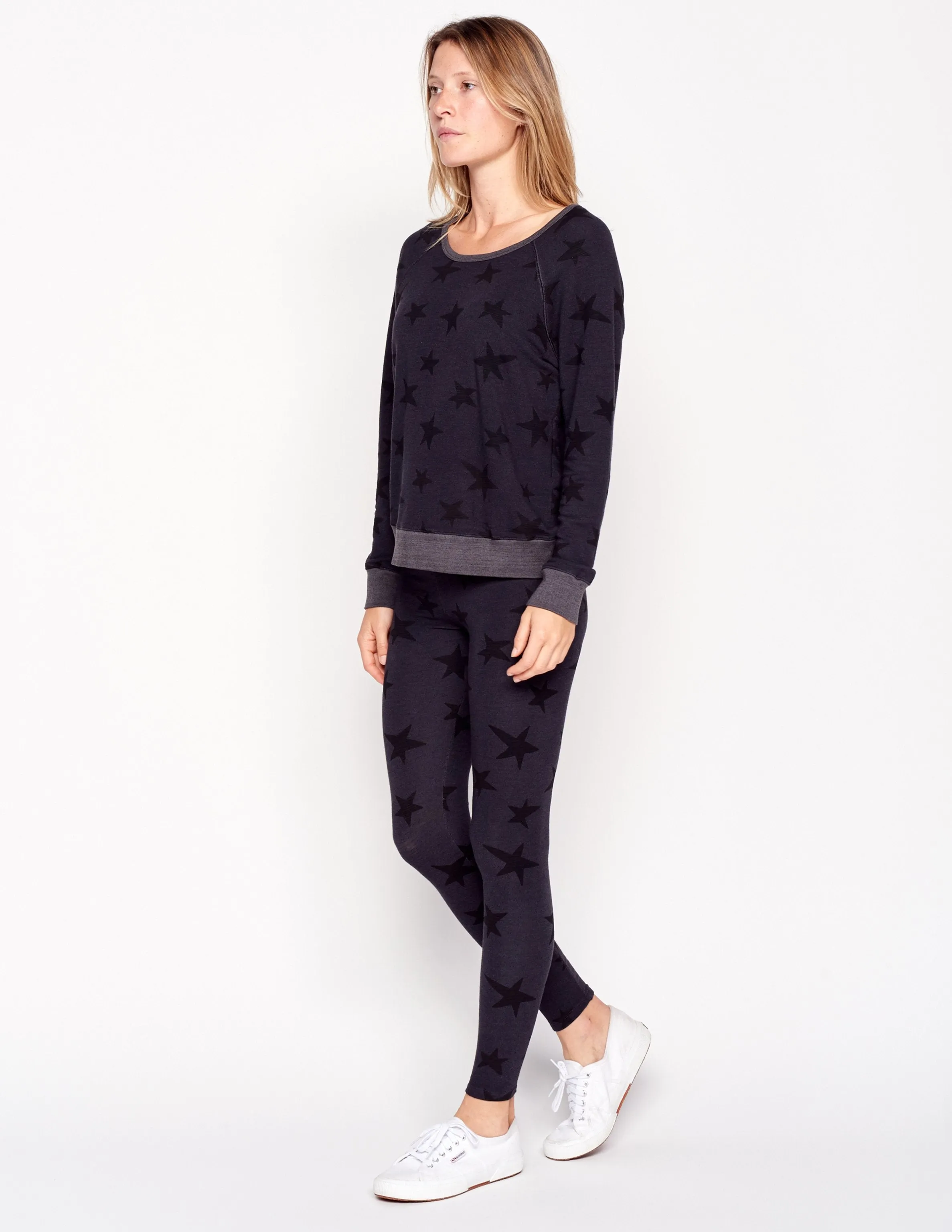 Sundry Stars Active Pullover Black