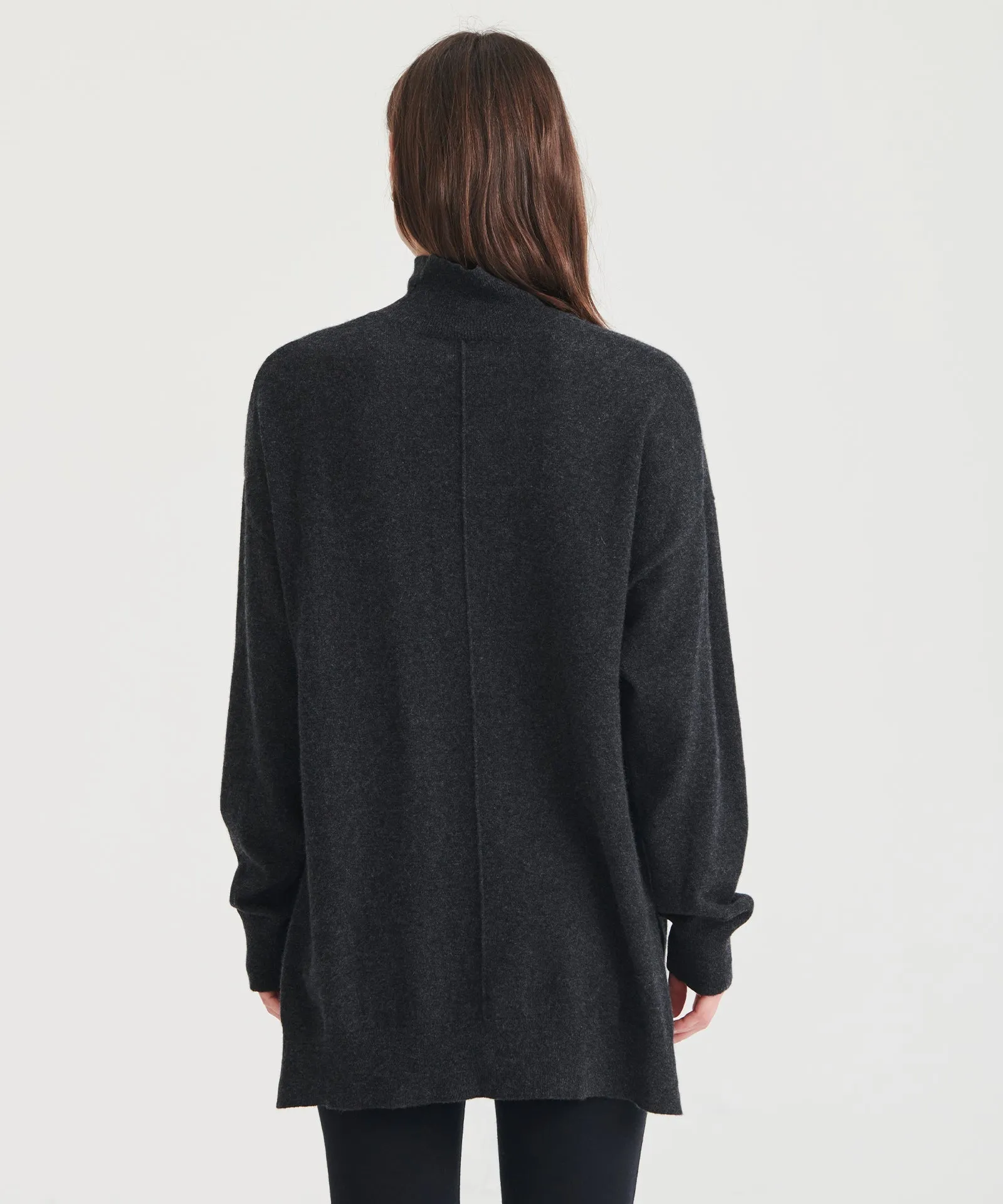 Travel Signature Cashmere Turtleneck