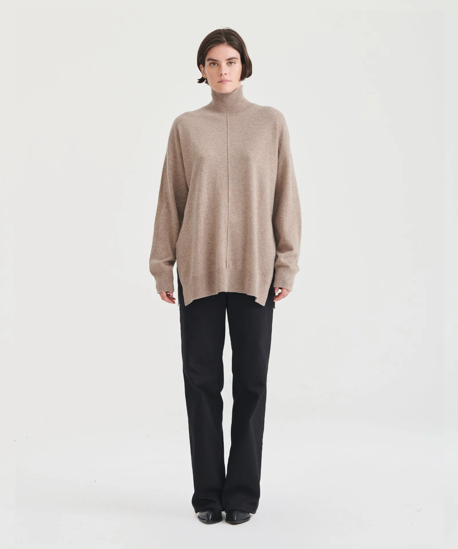 Travel Signature Cashmere Turtleneck