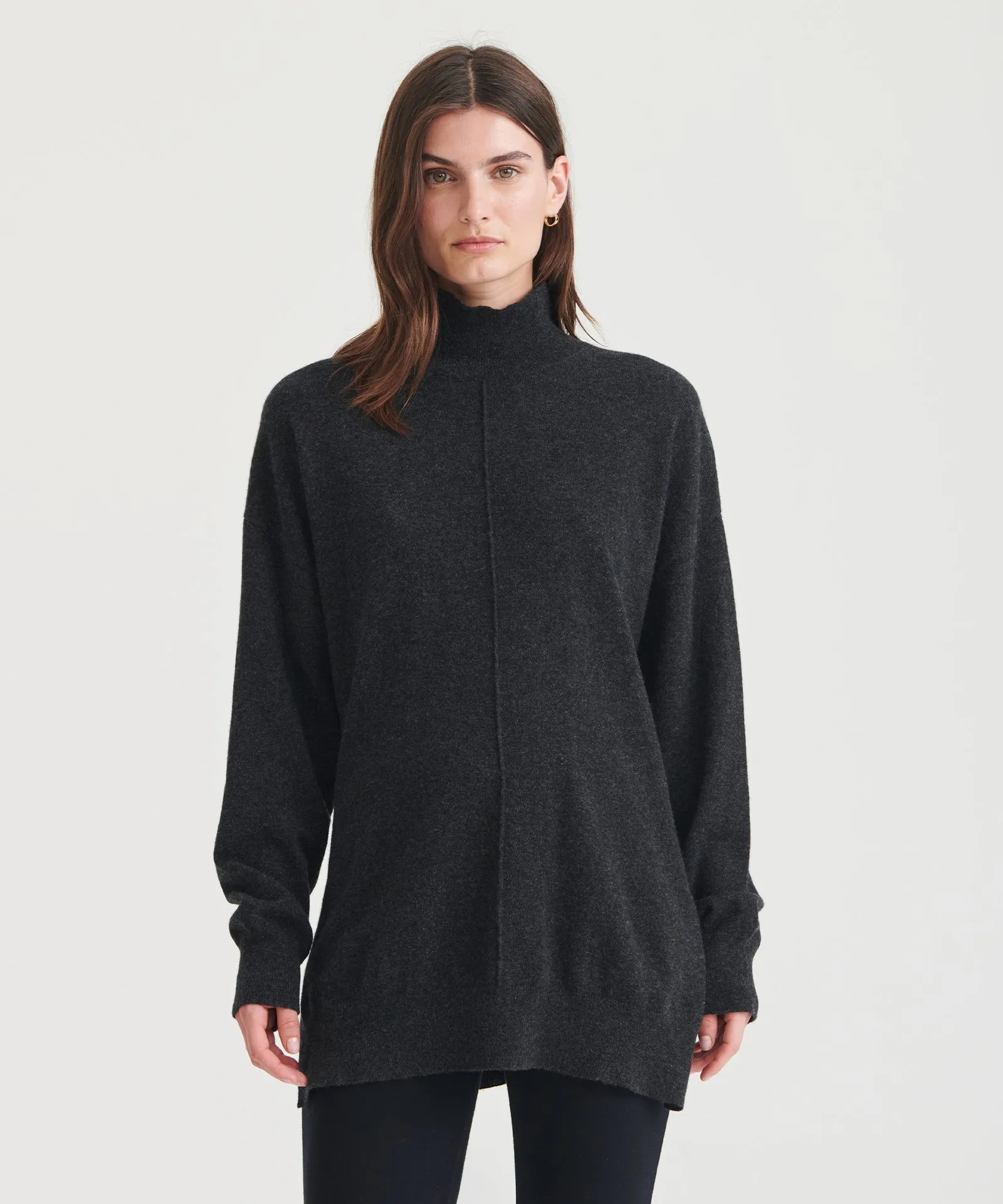 Travel Signature Cashmere Turtleneck