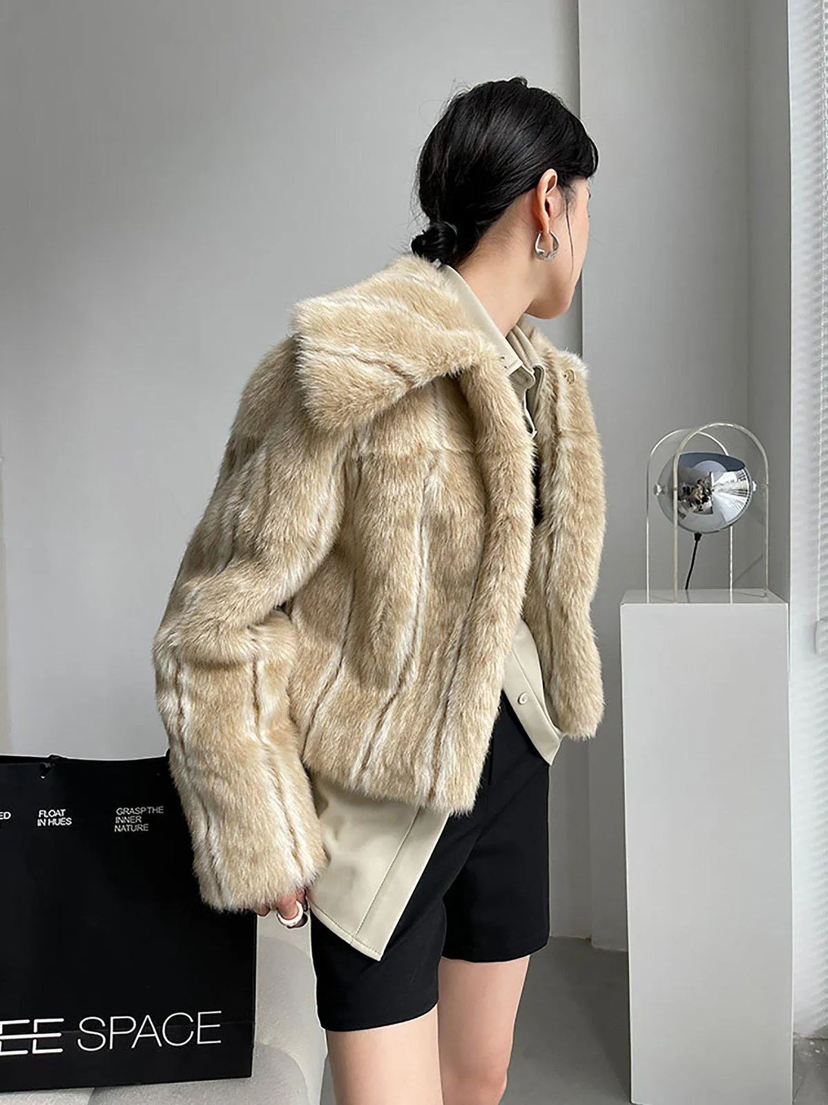 Women Faux Fur Coat,Contrast Color Faux Fur Jacket,Warm Winter Coat,Short Faux Fur Coat,Camel Color Blocking Jacket,Thick Winter Coat Women