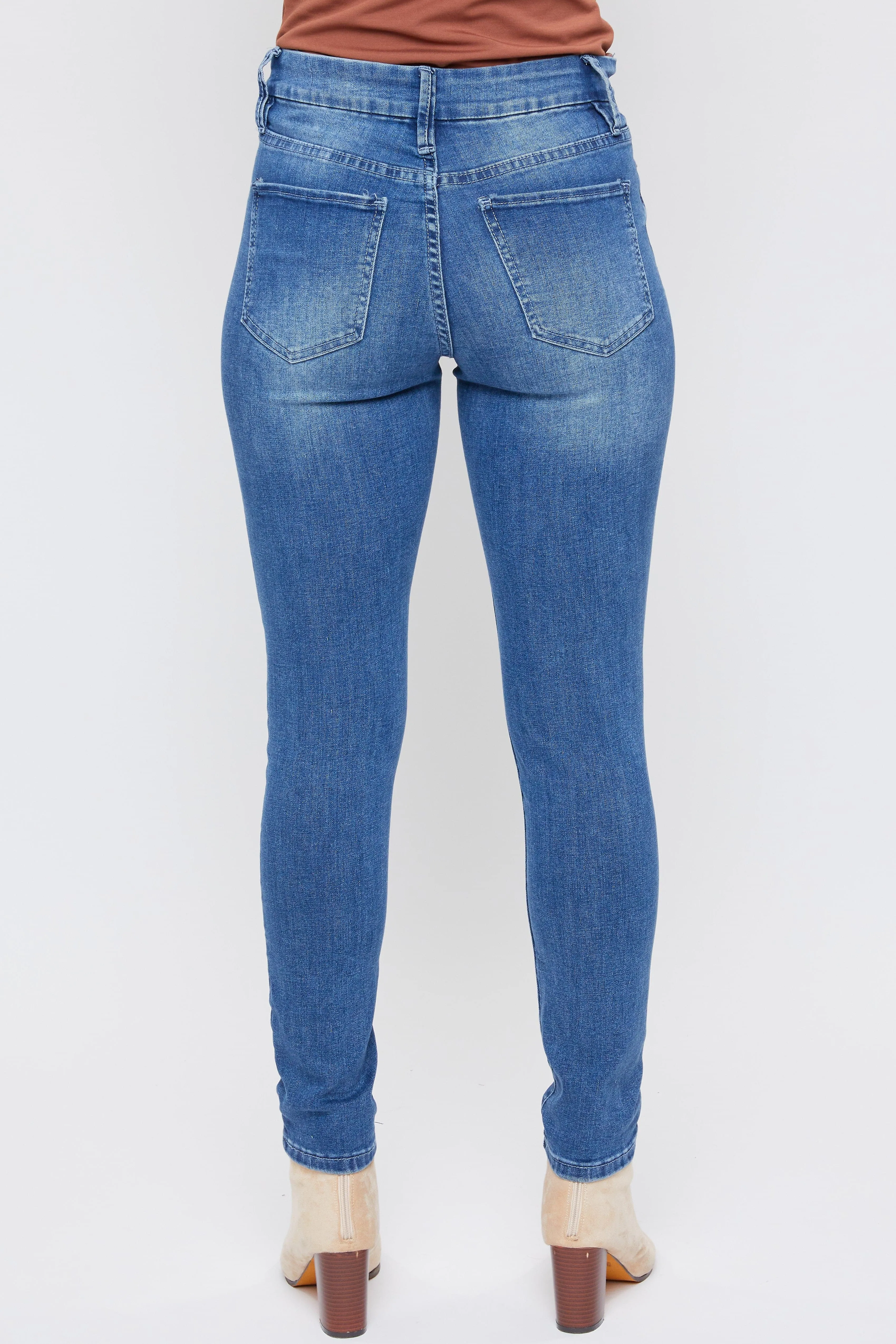 Women's Curvy Ultra High Rise Skinny Jeans