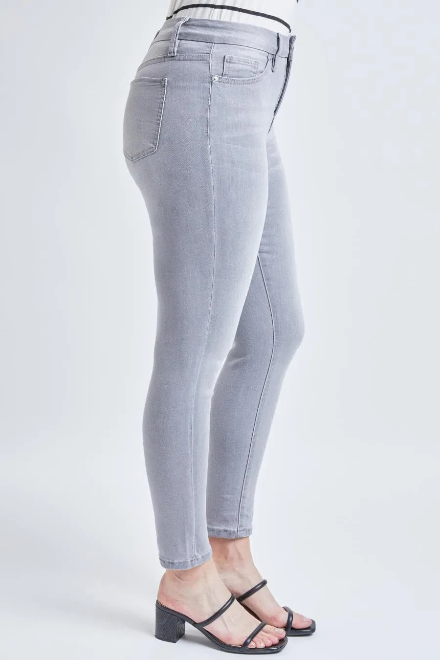 Women's Curvy Ultra High Rise Skinny Jeans